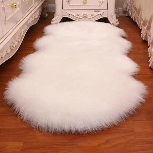 Flauschiger Schaffellteppich